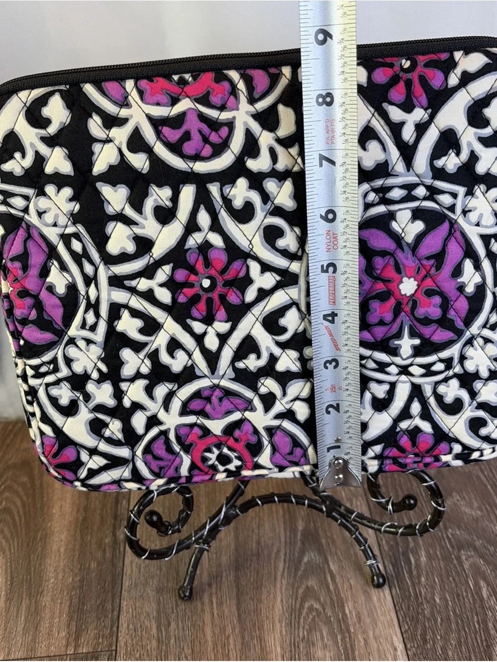 Vera Bradley 10 x 8.5 Tablet Reader Quilted Zippered Sleeve Mimosa Medallion